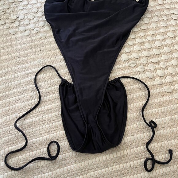 Frankies Bikinis x Alo Yoga One-Piece Swimsuit - Picture 11 of 11